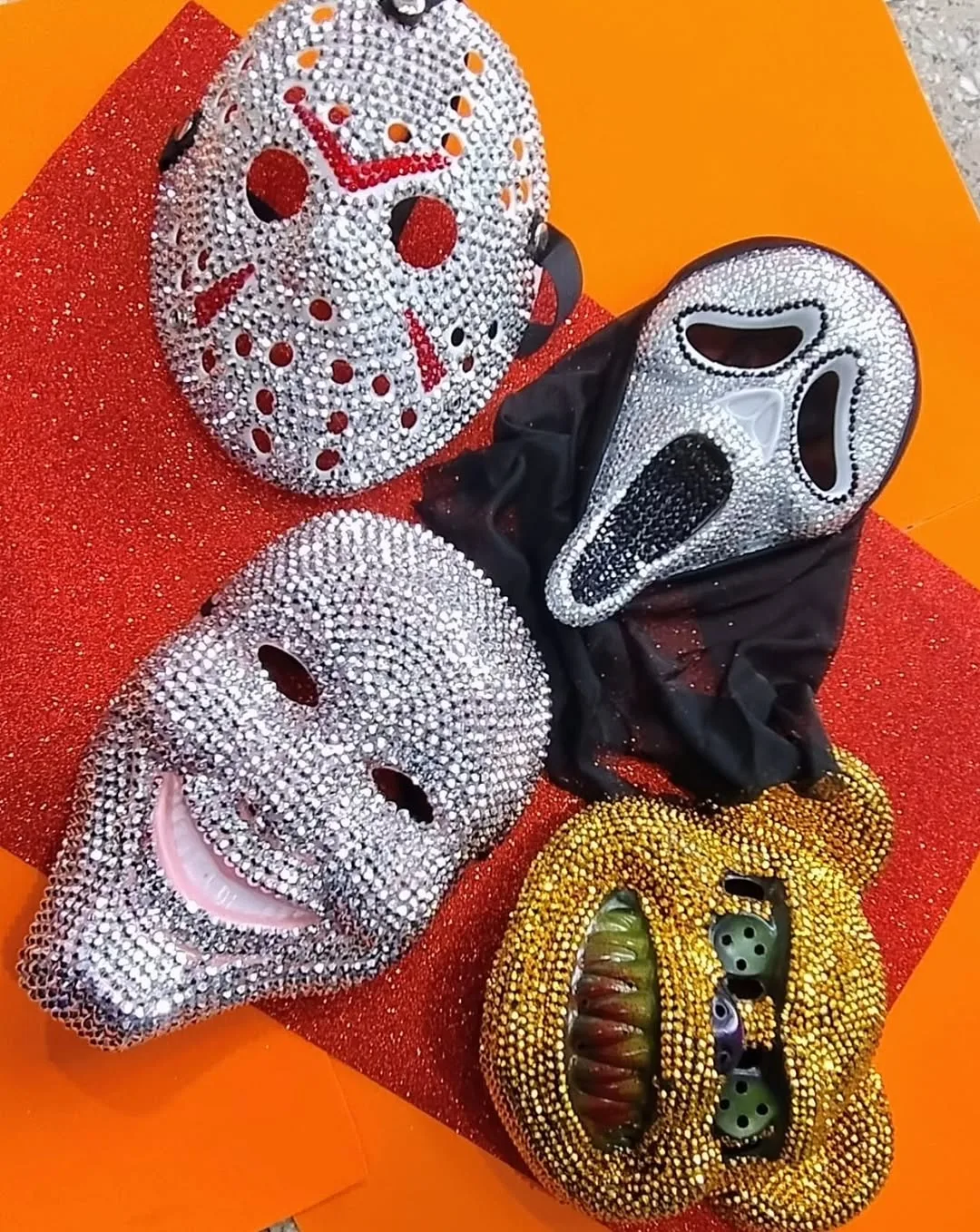 Máscaras con brillos